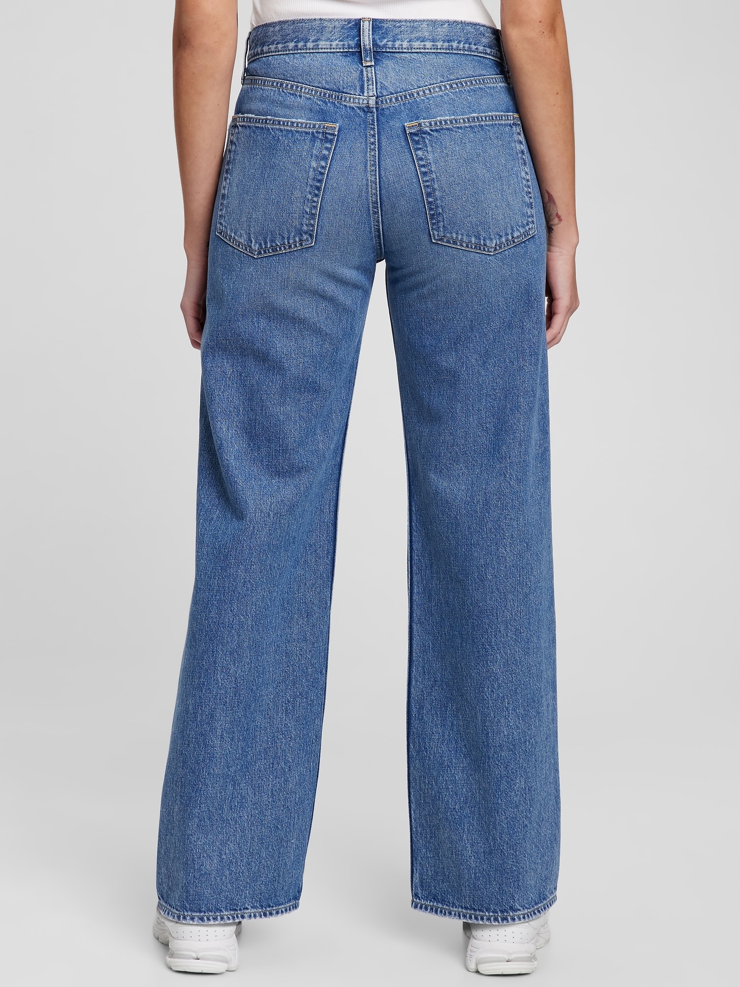 Low Rise Stride Jeans with Washwell | Gap