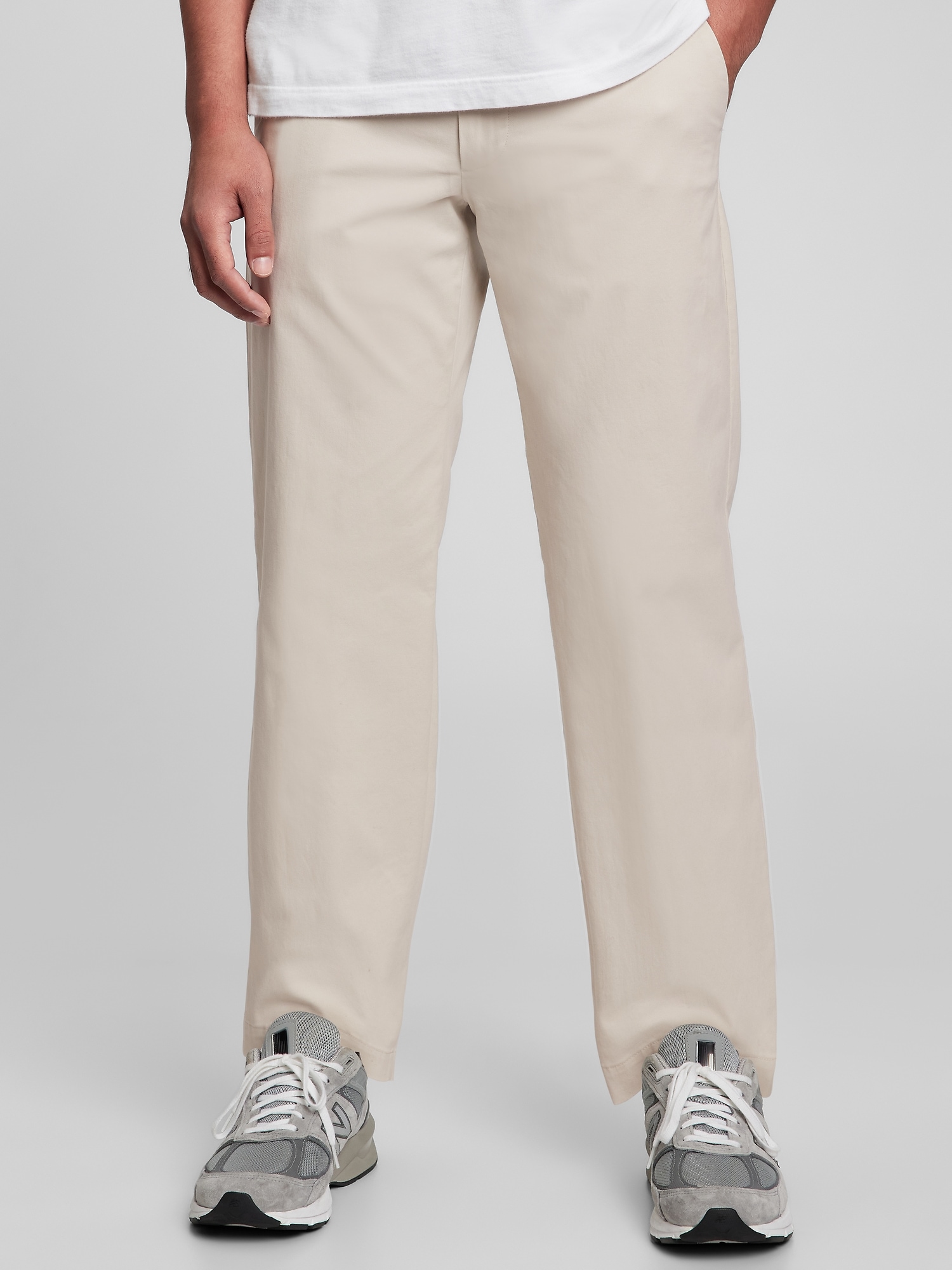 Gap Modern Khakis In Relaxed Fit With Flex In Sandstone Beige