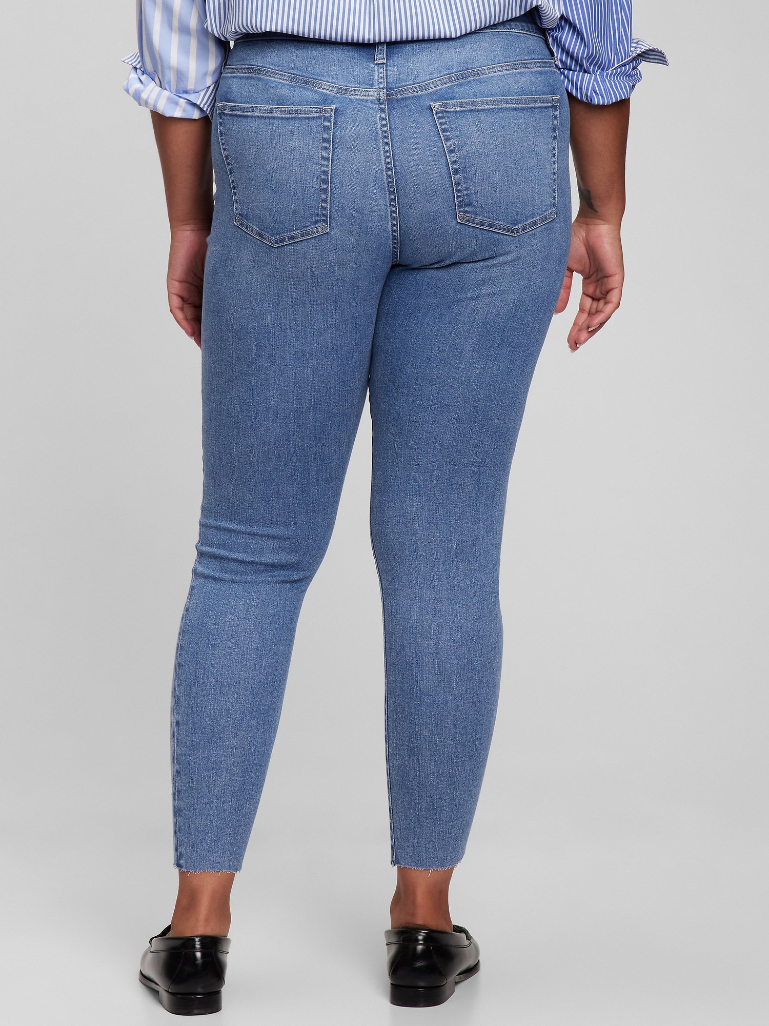 high rise true skinny jeans with washwell