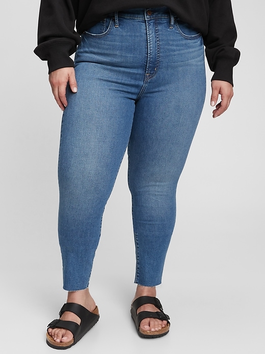 Image number 4 showing, Sky High Rise True Skinny Jeans with Washwell
