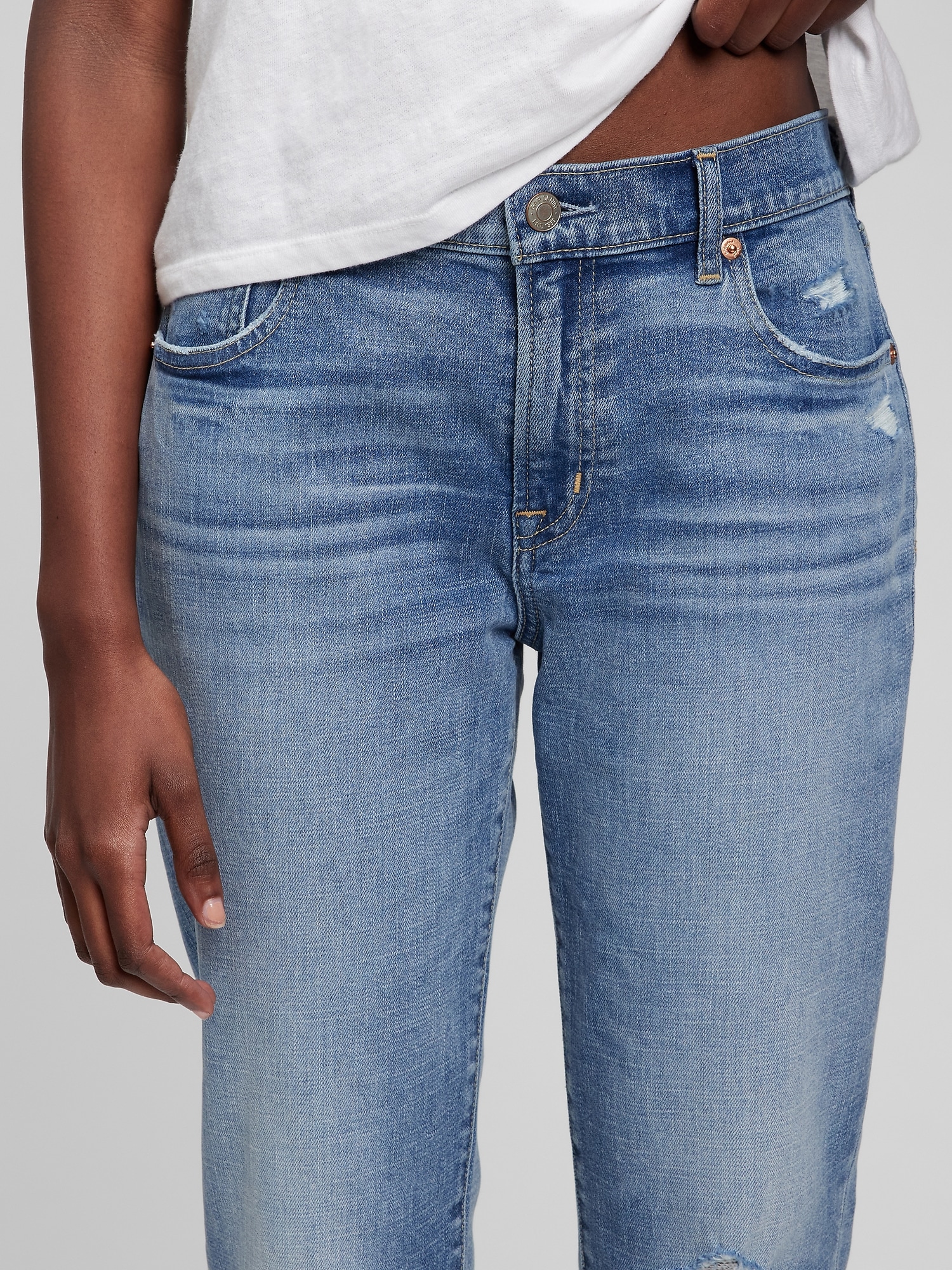Mid Rise Girlfriend Jeans with Washwell 