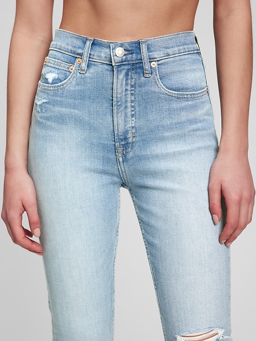 Image number 3 showing, High Rise Vintage Slim Jeans with Washwell