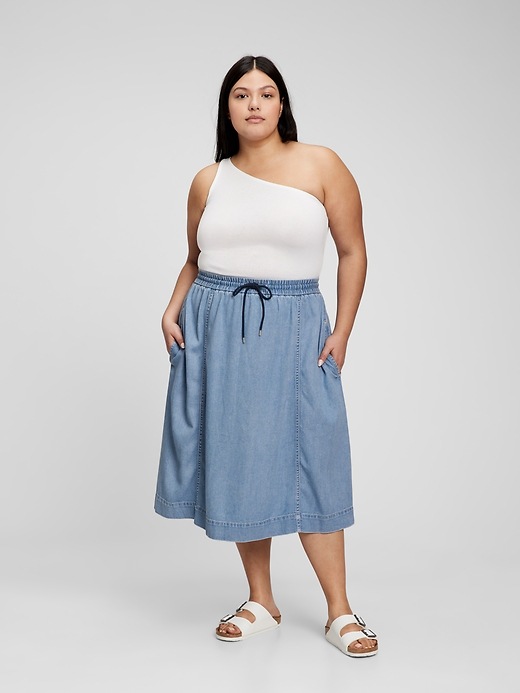 Image number 4 showing, Denim Pull-On Skirt with Washwell