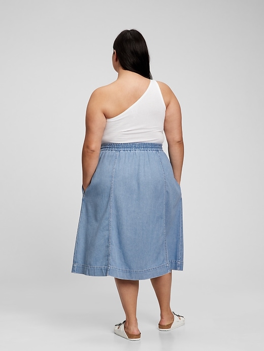 Image number 5 showing, Denim Pull-On Skirt with Washwell