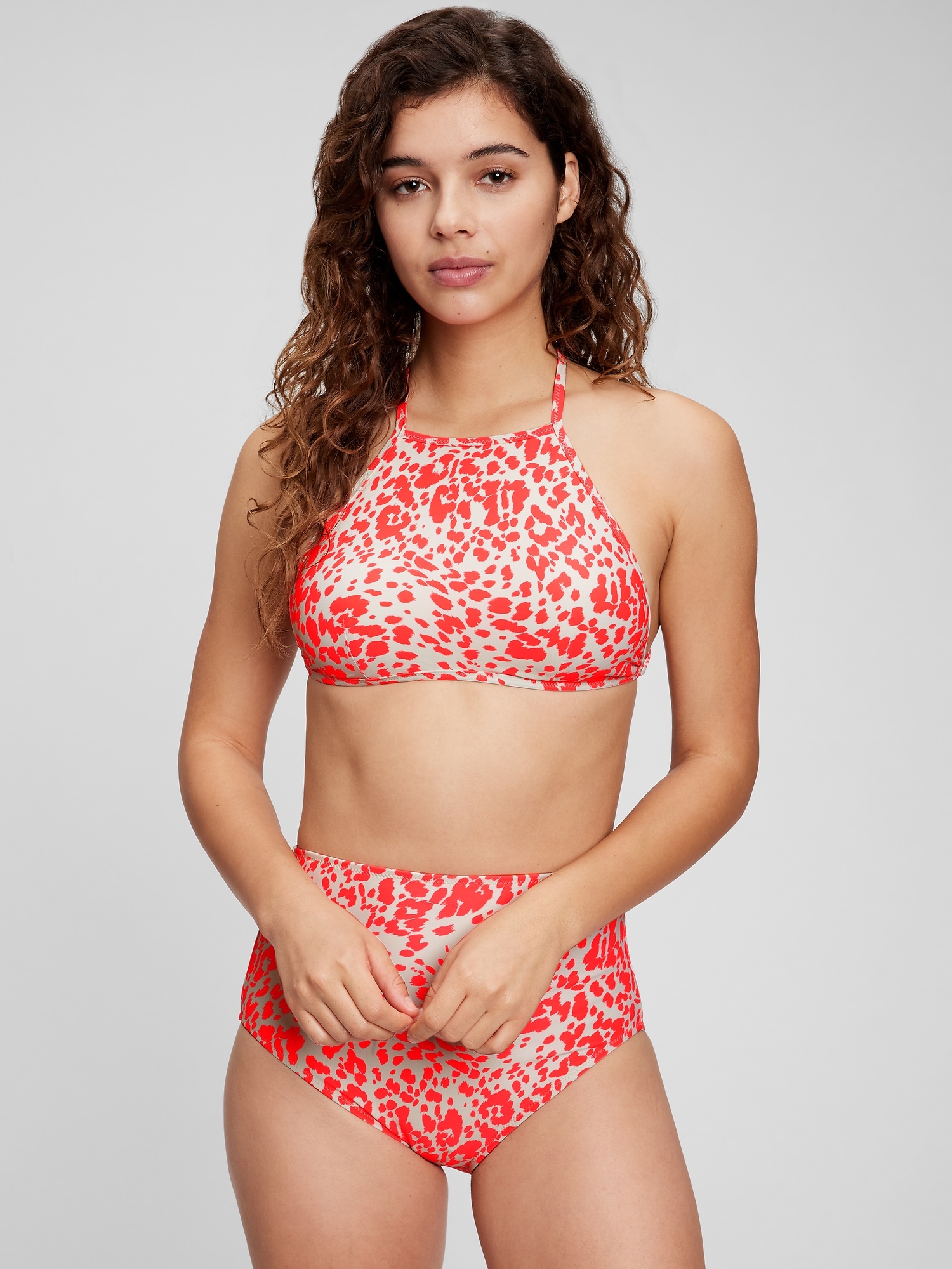 Gap Recycled High-Neck Bikini Top pink. 1