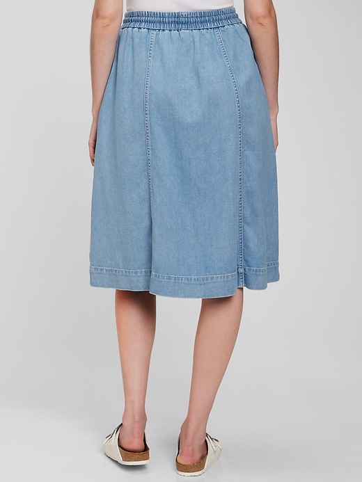 Image number 2 showing, Denim Pull-On Skirt with Washwell