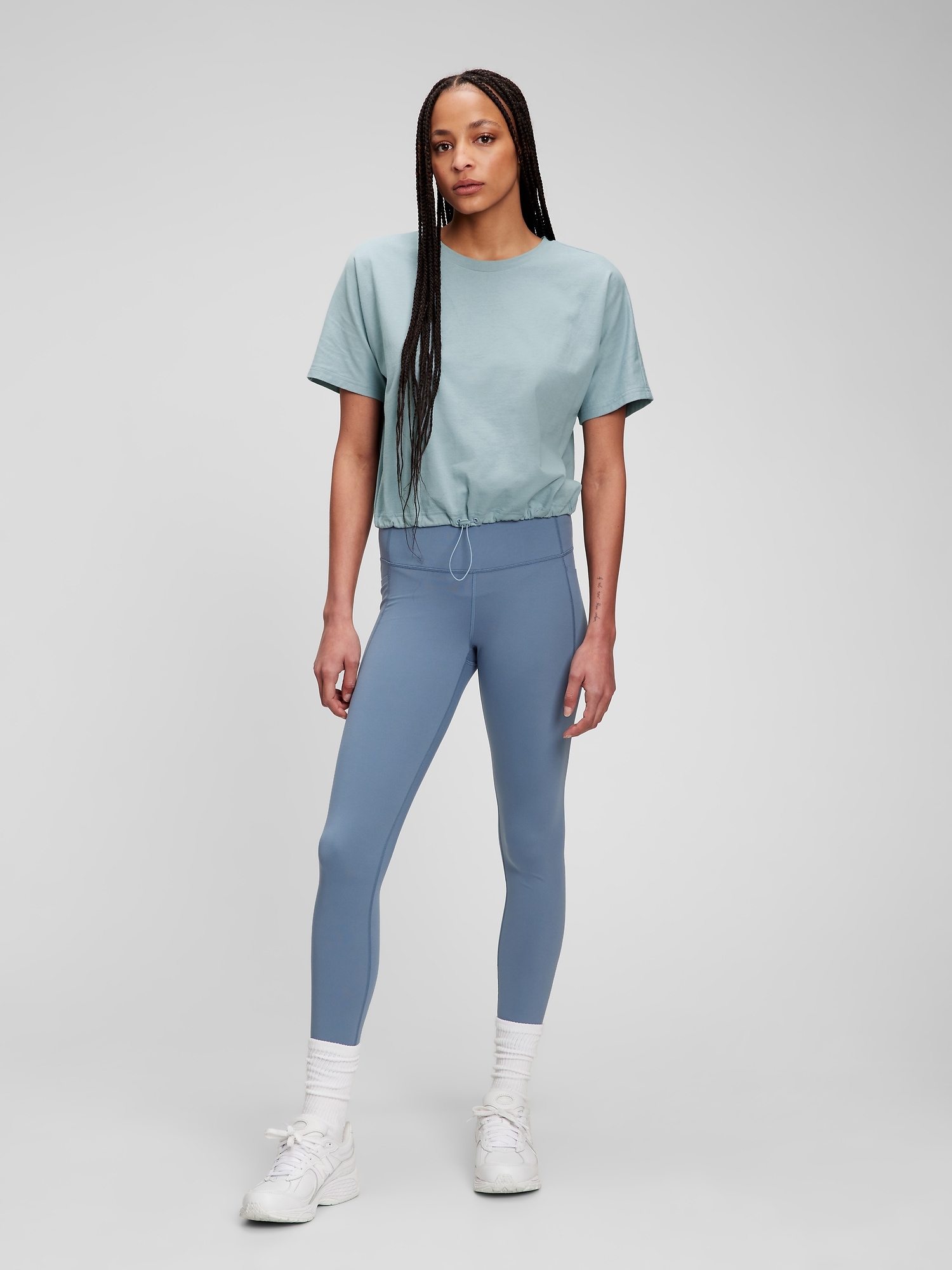 gap cropped t shirt