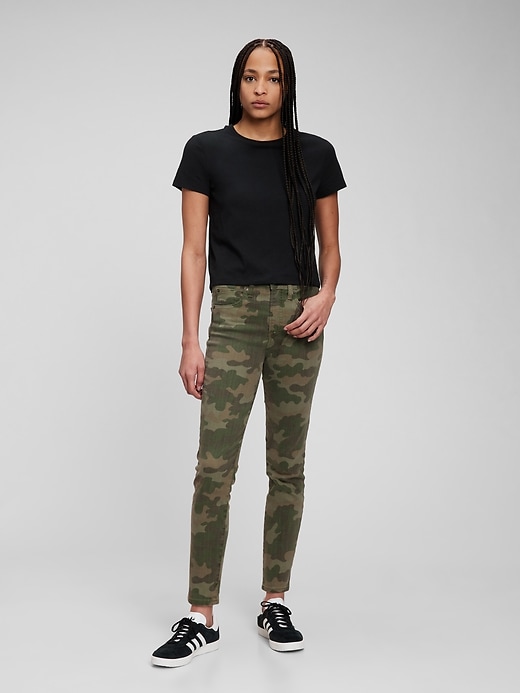 Image number 1 showing, High Rise True Skinny Jeans with Washwell