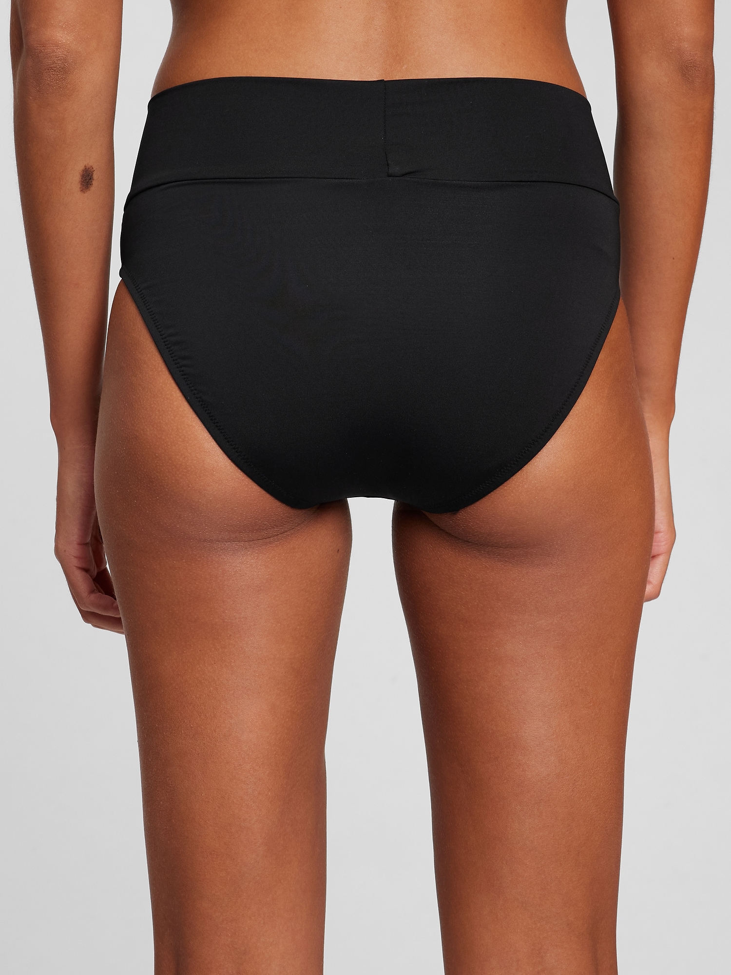 Crossover Bikini Bottom Gap