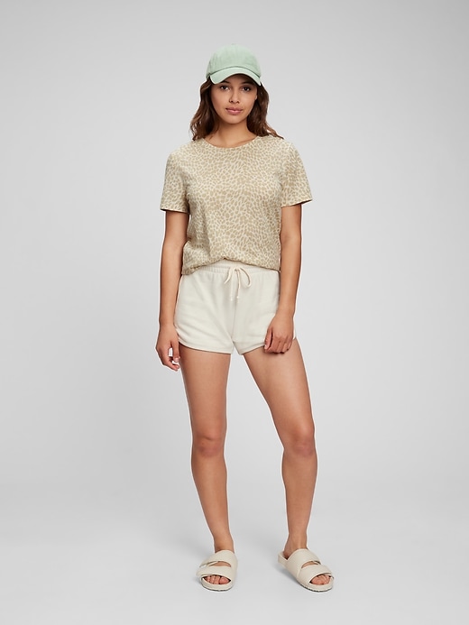 Gap Women's 100% Organic Cotton Vintage T-Shirt (Beige Leopard Print)