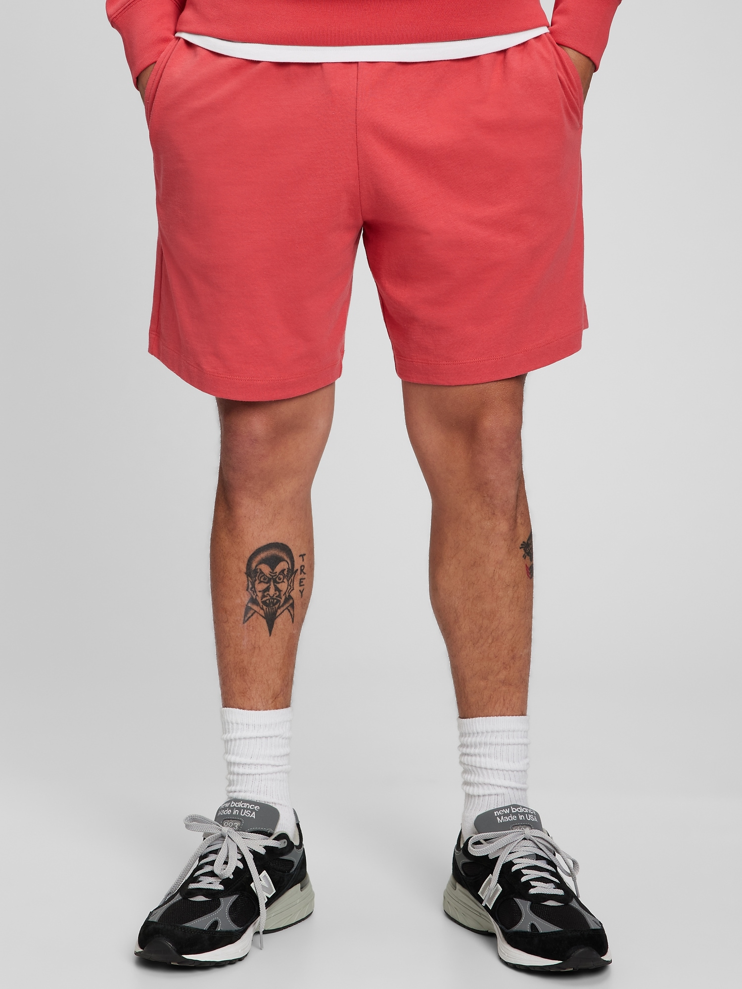 Gap Jersey Sweat Shorts with E-Waist red. 1