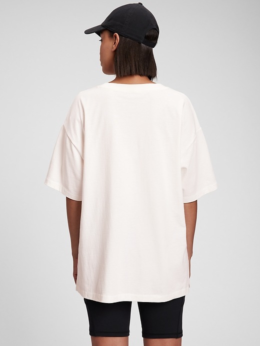 2 of 8 showing, with the color new off white of product Oversized Pocket T-Shirt