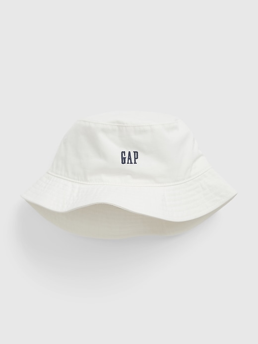 1 of 8 showing, with the color new off white of product Kids Gap Logo Bucket Hat