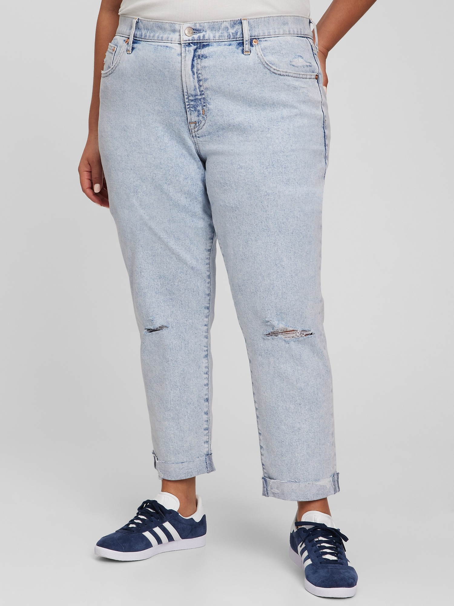 Mid Rise Girlfriend Jeans with Washwell | Gap