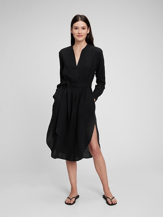 1 of 8 showing, with the color black of product Crinkle Gauze Tie-Waist Midi Dress