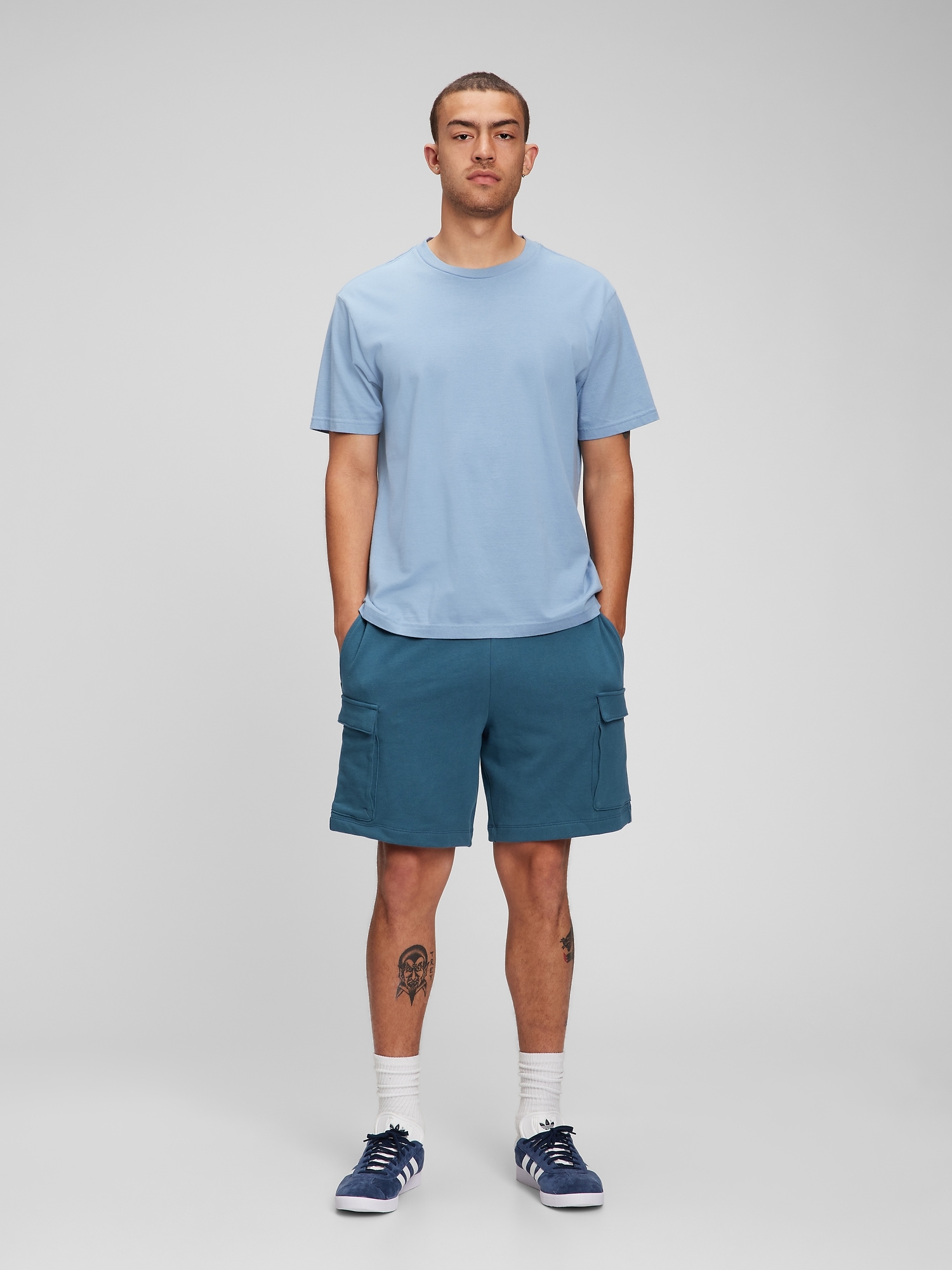 Gap French Terry Cargo Sweat Shorts blue. 1