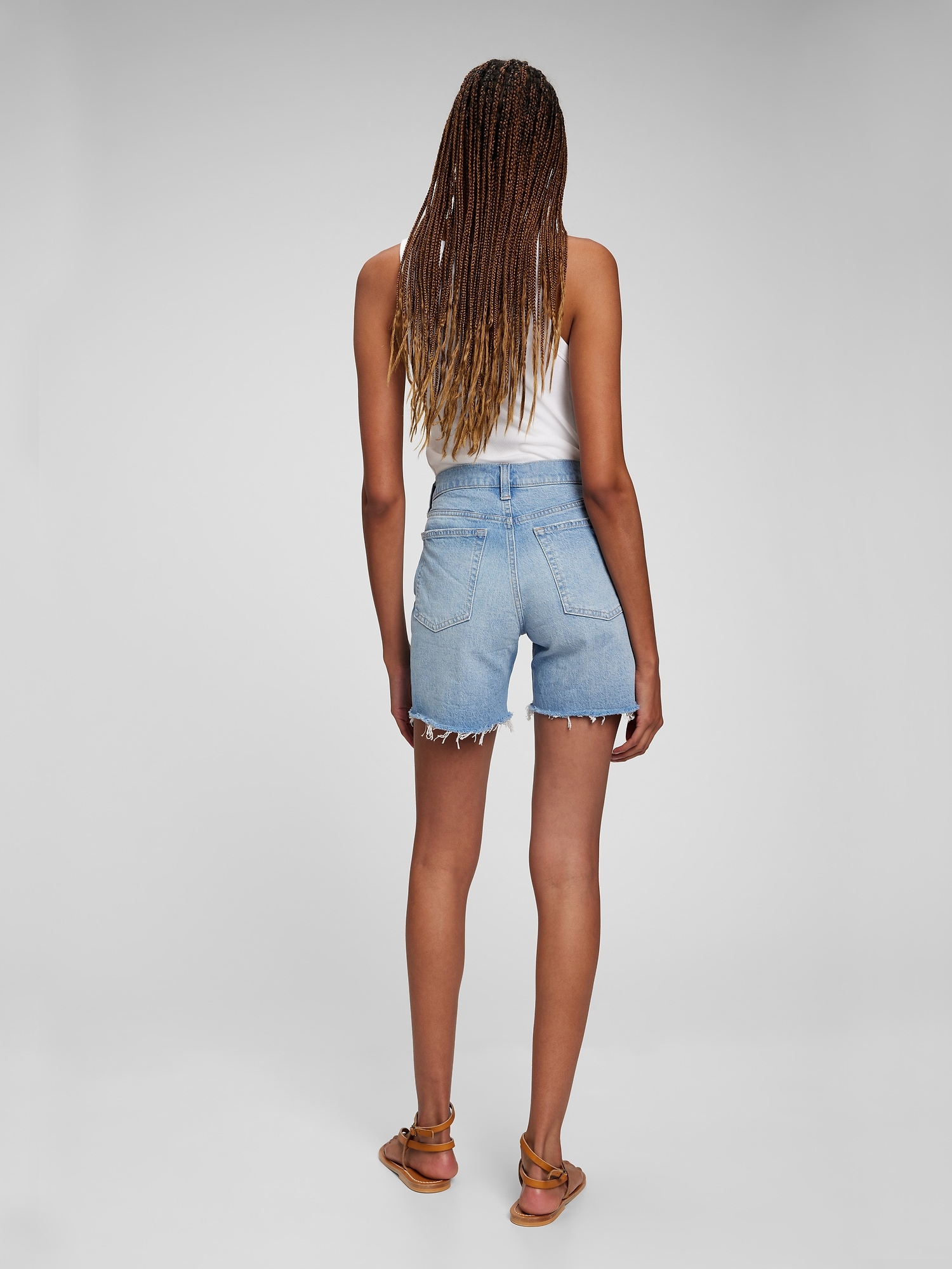 6" High Rise Cheeky Midi Shorts with Washwell Gap