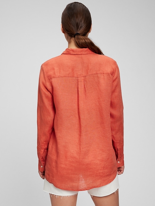 2 of 8 showing, with the color summer orange coral of product Linen Boyfriend Shirt