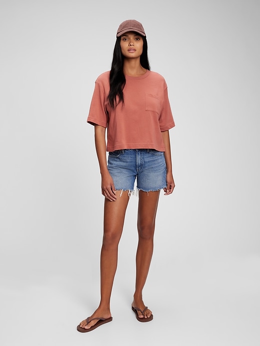 1 of 8 showing, with the color cedarwood brown of product '90s Reissue Cropped T-Shirt