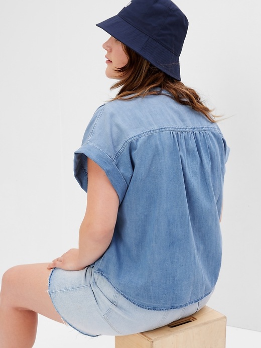 Image number 5 showing, Denim Shirred Button-Front Shirt with Washwell