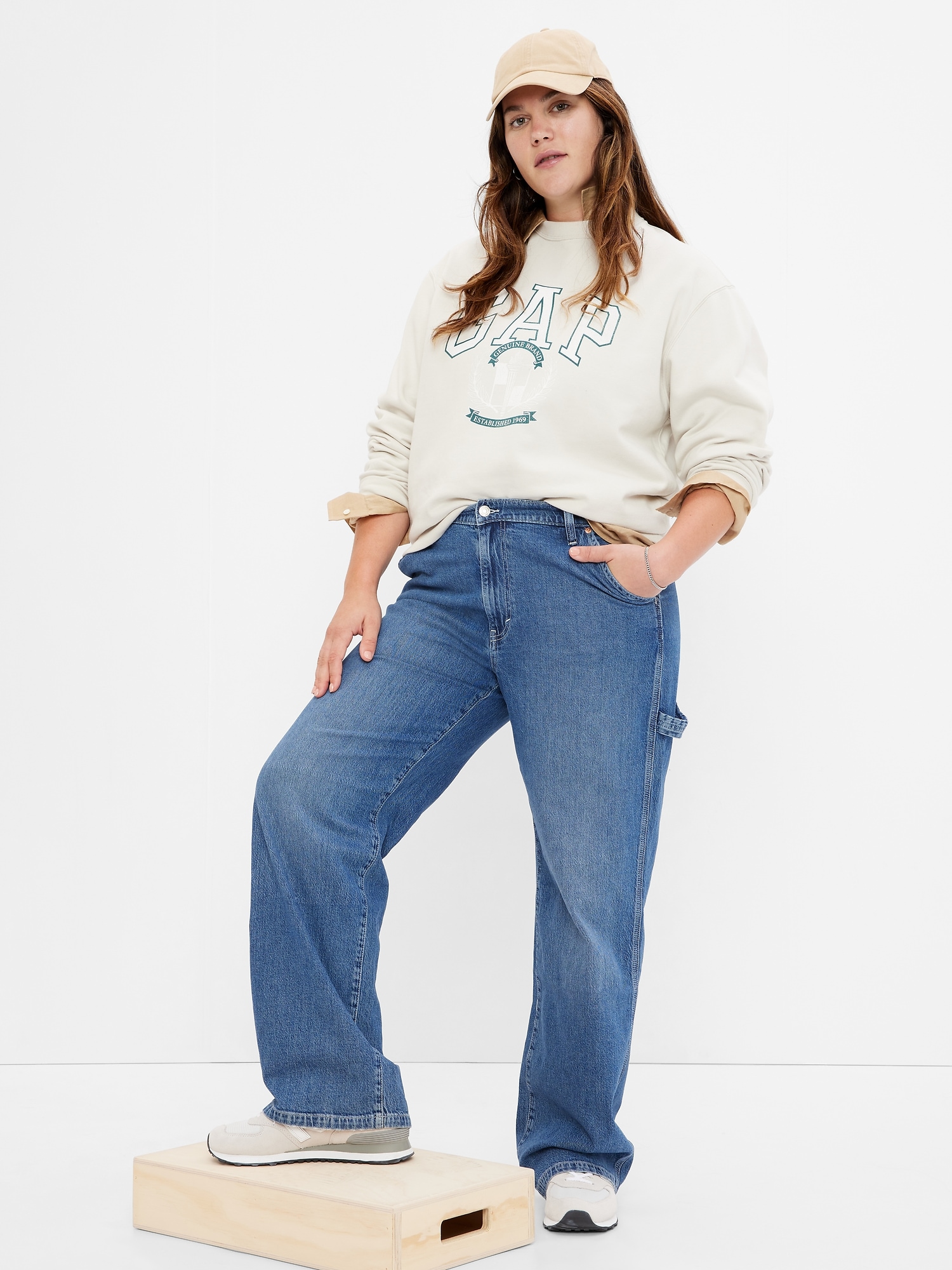 Mid Rise '90s Loose Carpenter Jeans with Washwell | Gap