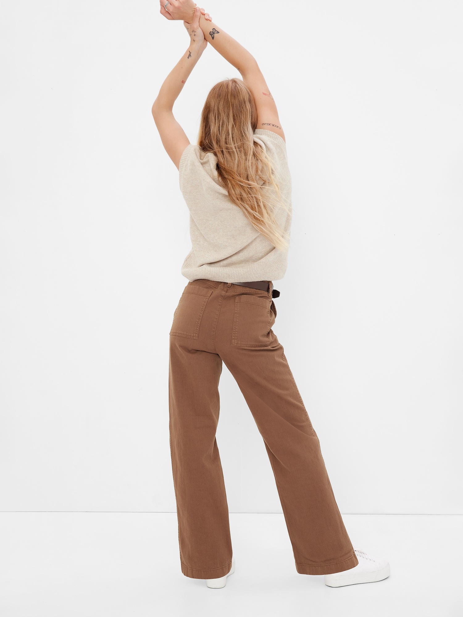gap loose khakis