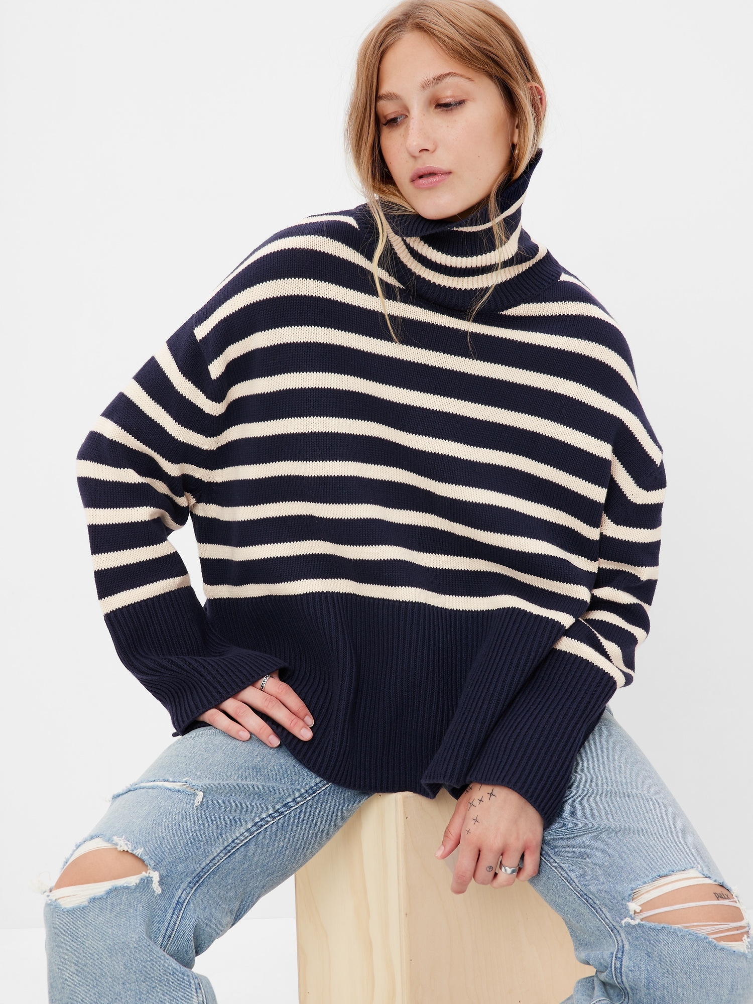 24/7 Split-Hem Turtleneck Sweater