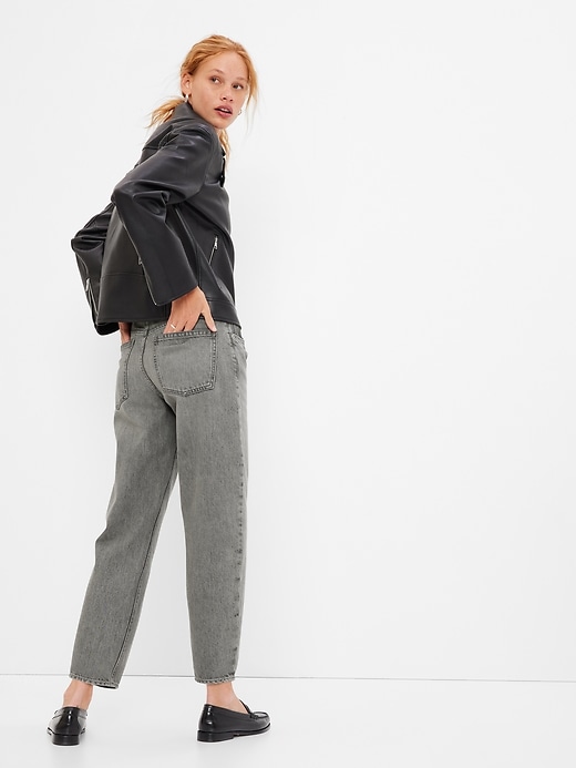 2 of 8 showing, with the color Sunday grey of product High Rise Barrel Jeans with Washwell