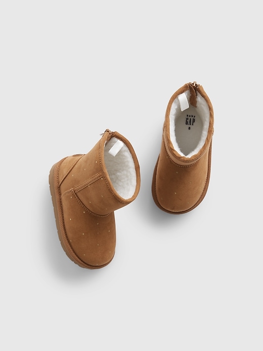 1 of 8 showing, with the color brown of product Toddler Cozy Dot Boots