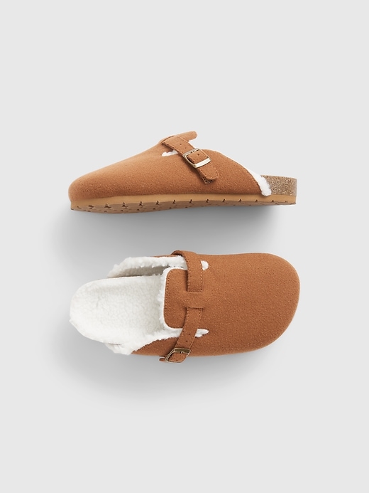 1 of 8 showing, with the color cognac of product Kids Cozy Clogs