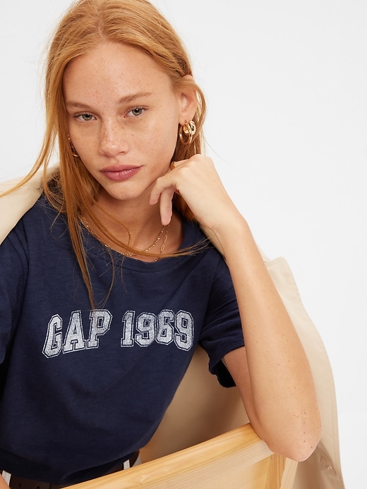 100 Organic Cotton Gap 1969 Logo T Shirt