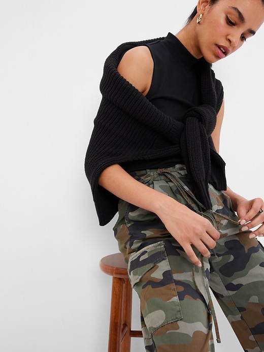 Image number 3 showing, High Rise Pleated Cargo Pants