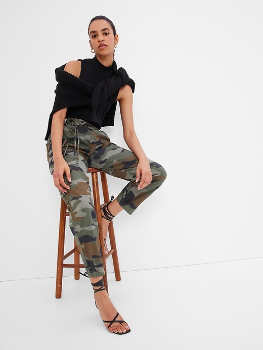 Image number 1 showing, High Rise Pleated Cargo Pants