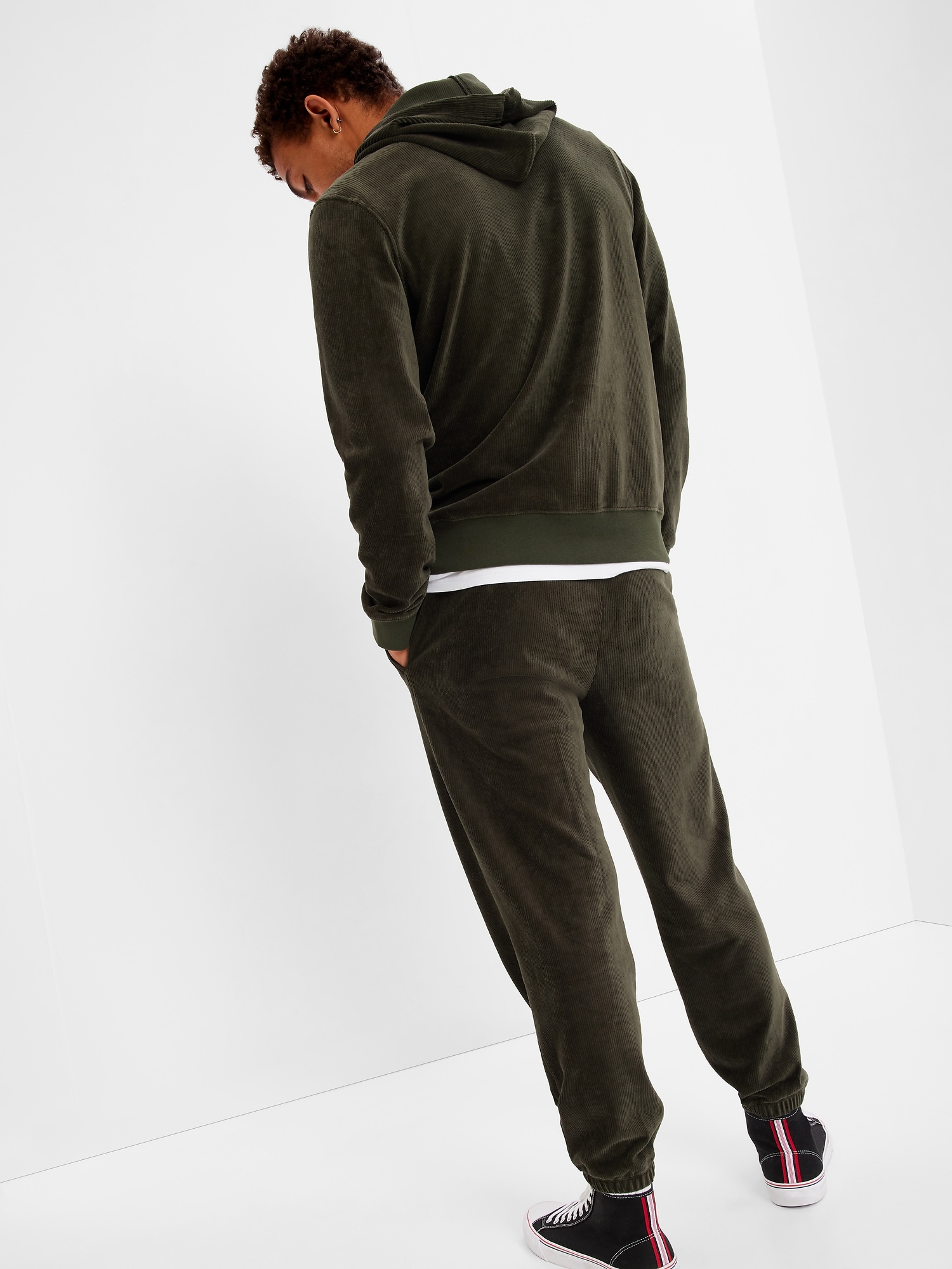 gap corduroy joggers
