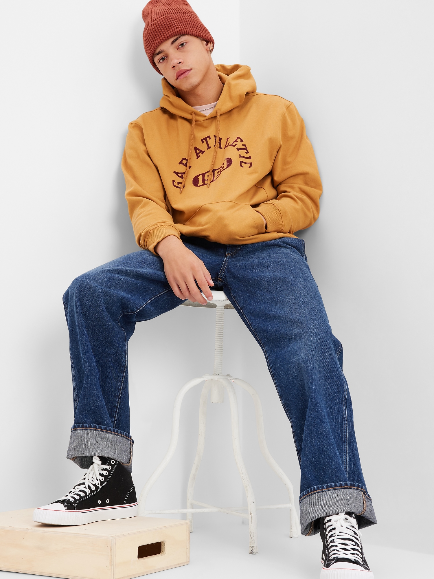 Gap athletic hoodie clearance