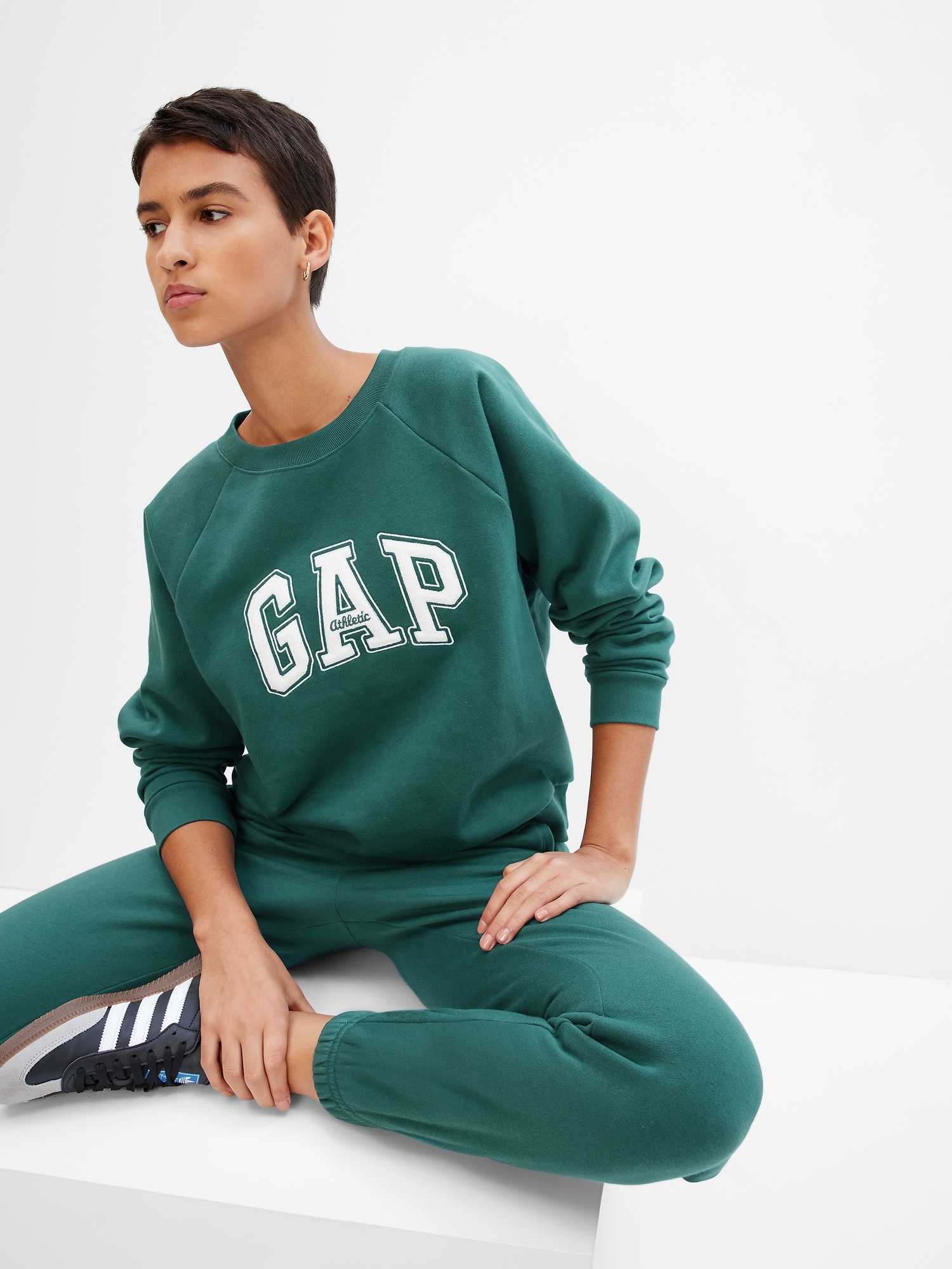 Vintage Soft Raglan Sweatshirt | Gap