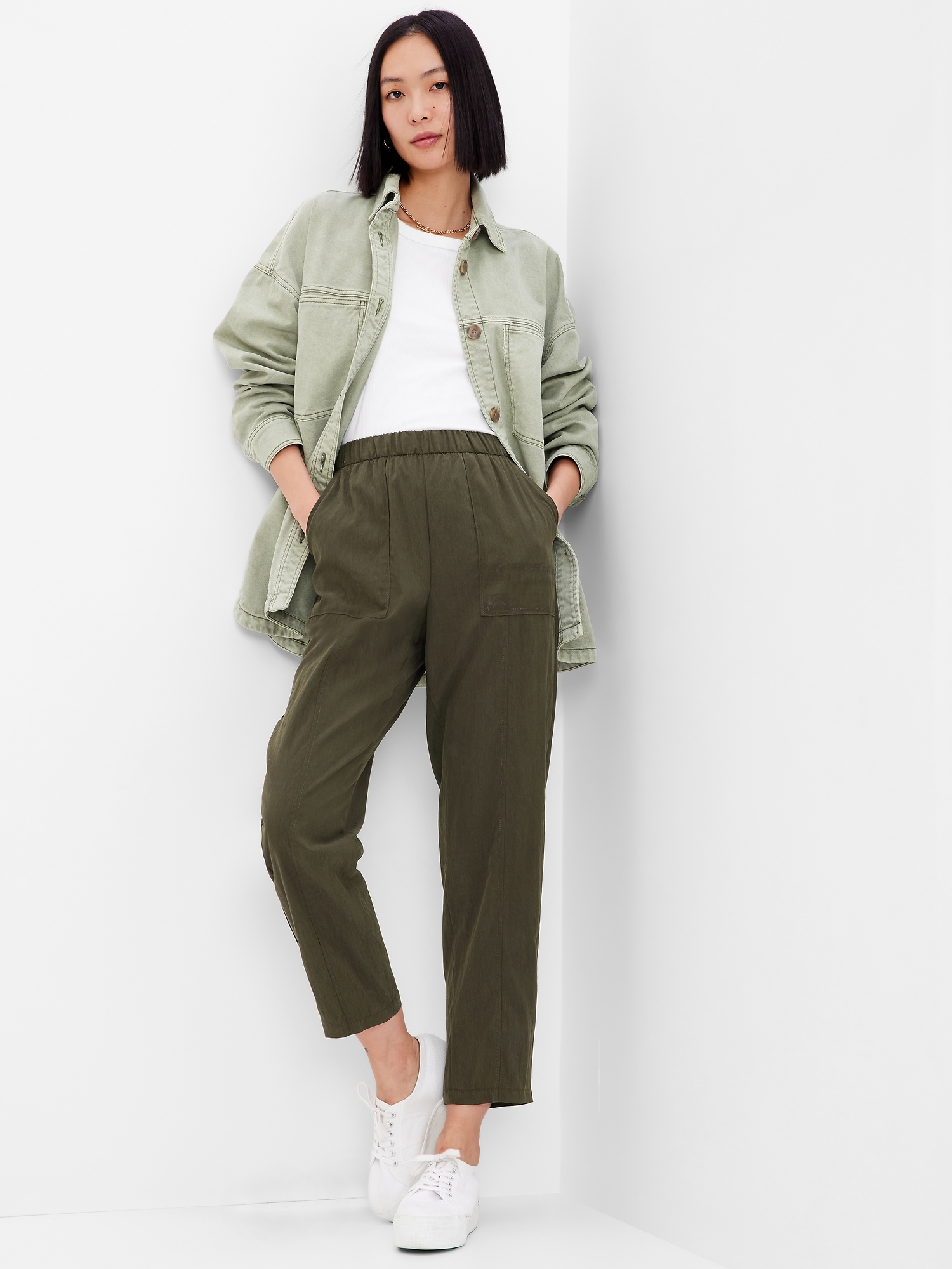 Gap Tencel3 Lyocell High Rise Pull-on Pants With Washwell In Mistletoe Green