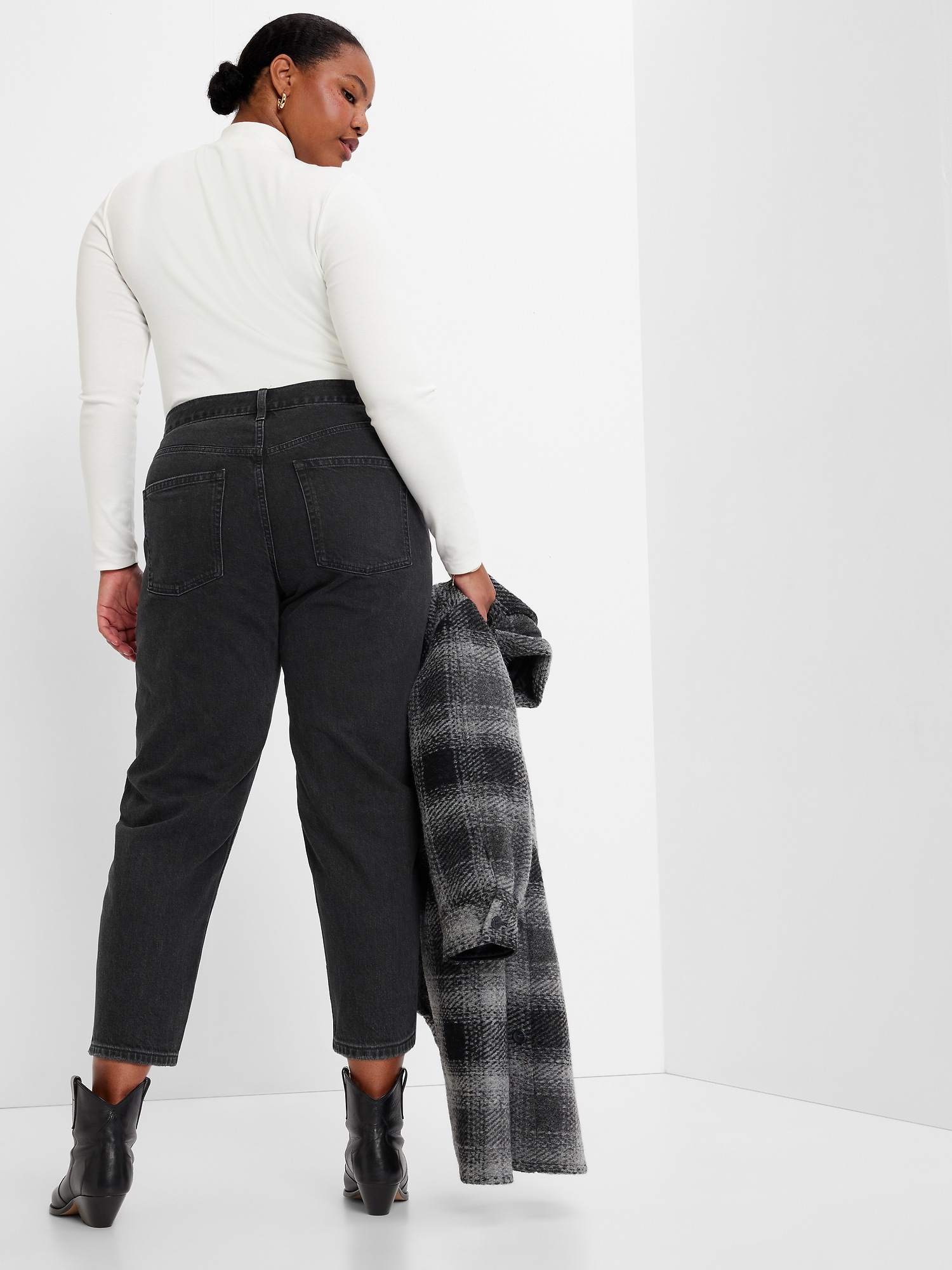 High Rise Barrel Jeans With Washwell Gap High Rise Barrel Jeans With Washwell Gap