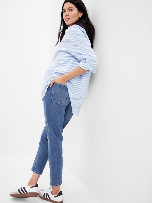 Image number 2 showing, Maternity Inset Panel Cheeky Straight Jeans with Washwell
