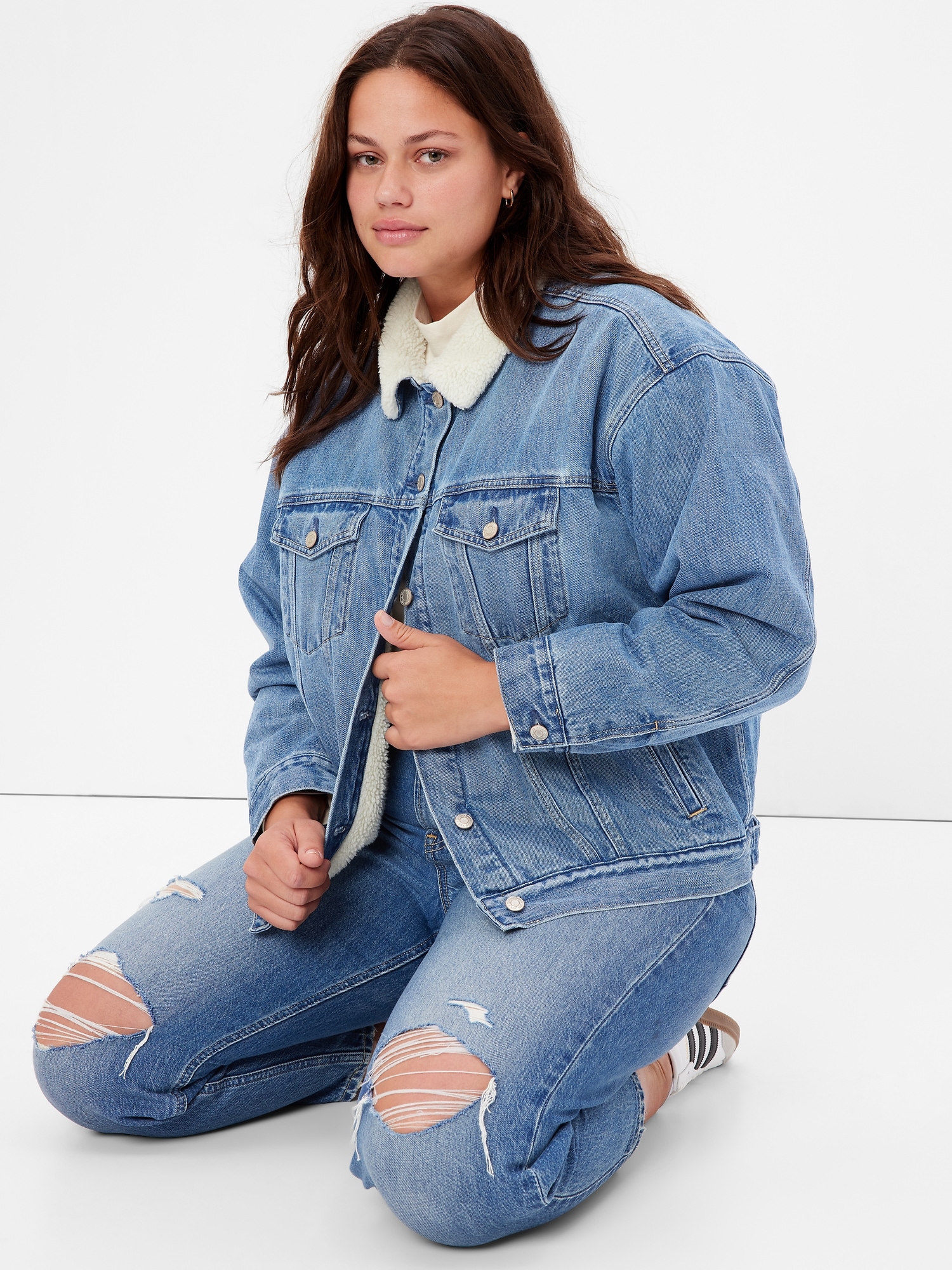 Women's Oversized Icon Denim Sherpa Jacket with Washwell by Gap Medium Indigo Tall Size XL