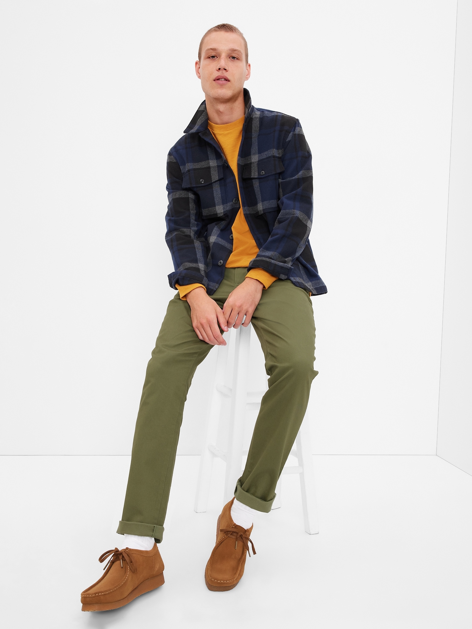 Gap Modern Khakis in Slim Fit with GapFlex green. 1