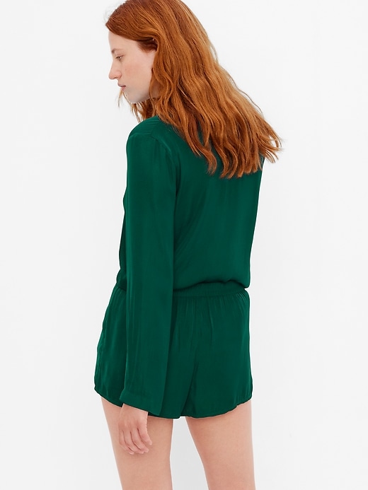 2 of 8 showing, with the color green pine of product Satin Sleep Shorts
