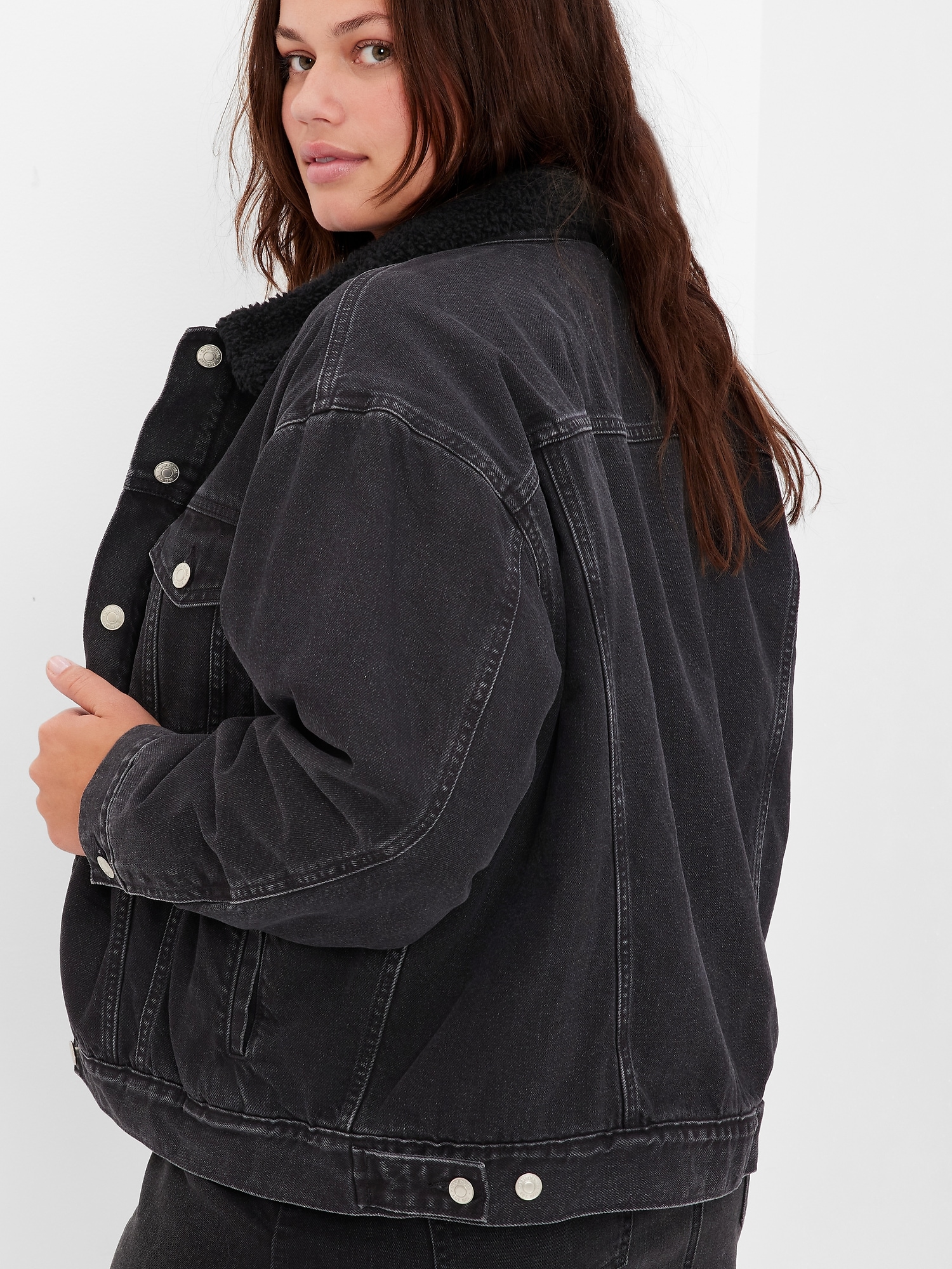 GAP NWT Oversized Icon Denim Sherpa Jacket with Washwell Size Small