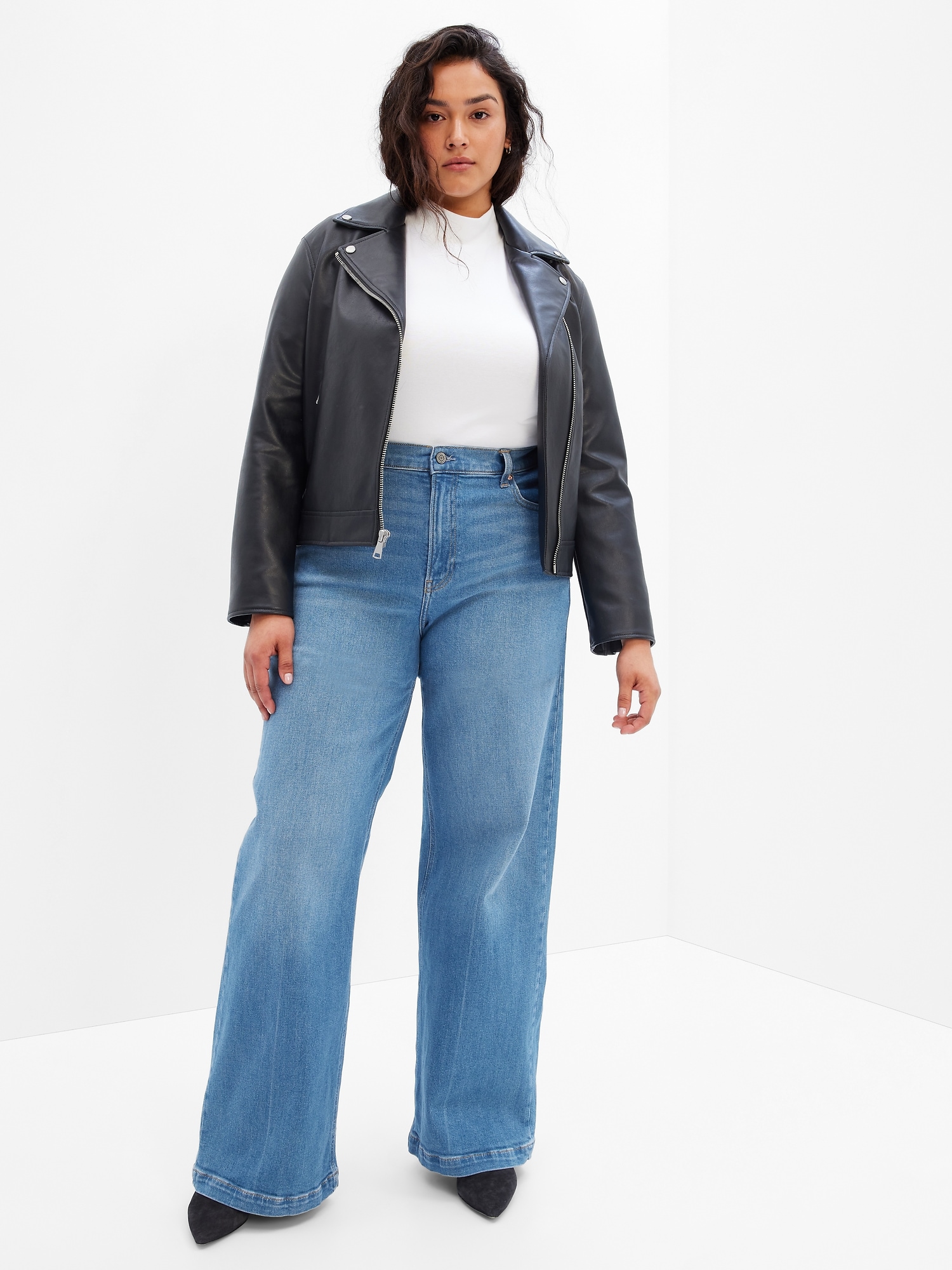 High Rise Stride Wide-Leg Jeans