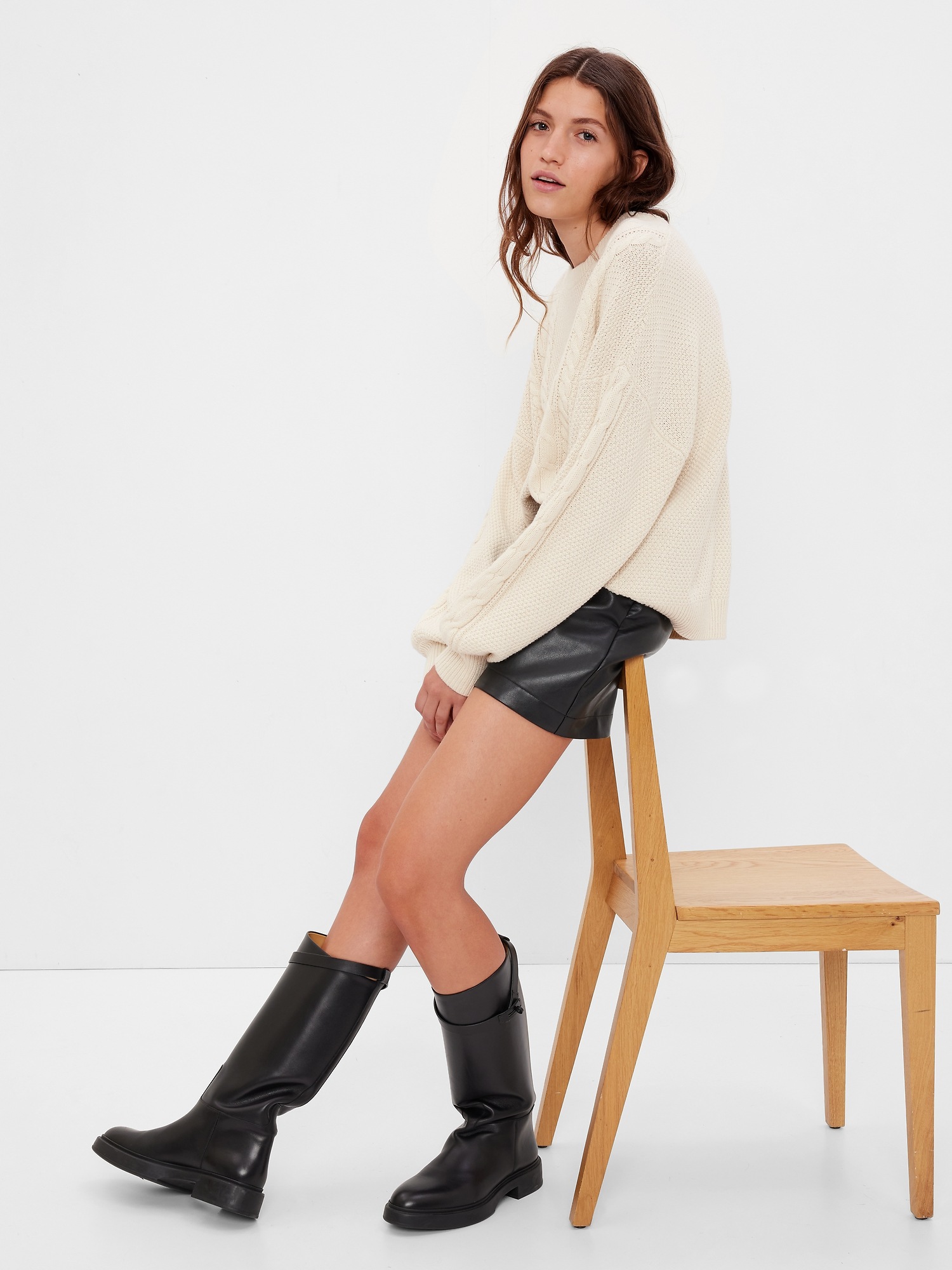Gap Cable-Knit Sweater beige. 1 Gap Cable-Knit Sweater beige. 1