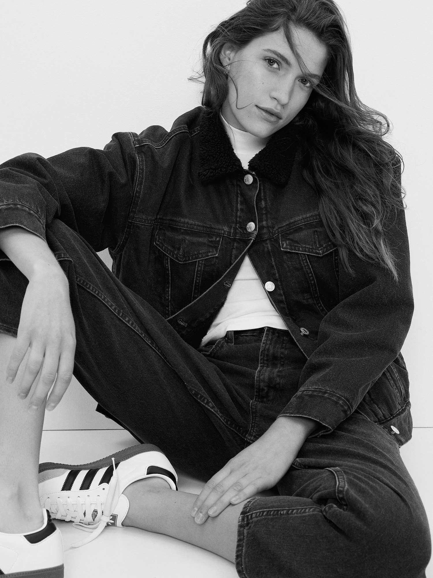 oversized-icon-denim-sherpa-jacket-with-washwell-gap
