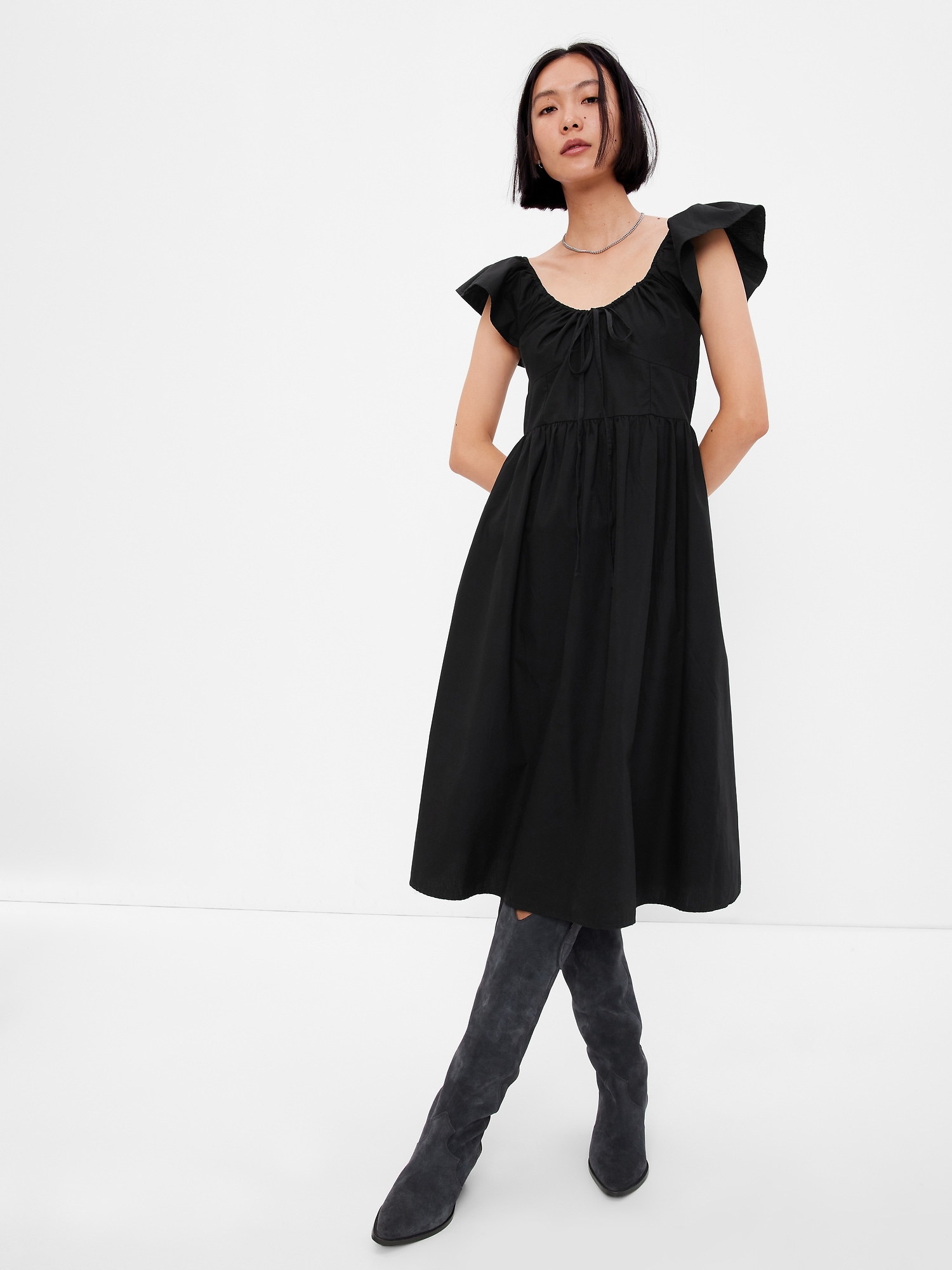 Gap Flutter Sleeve Midi Dress black. 1