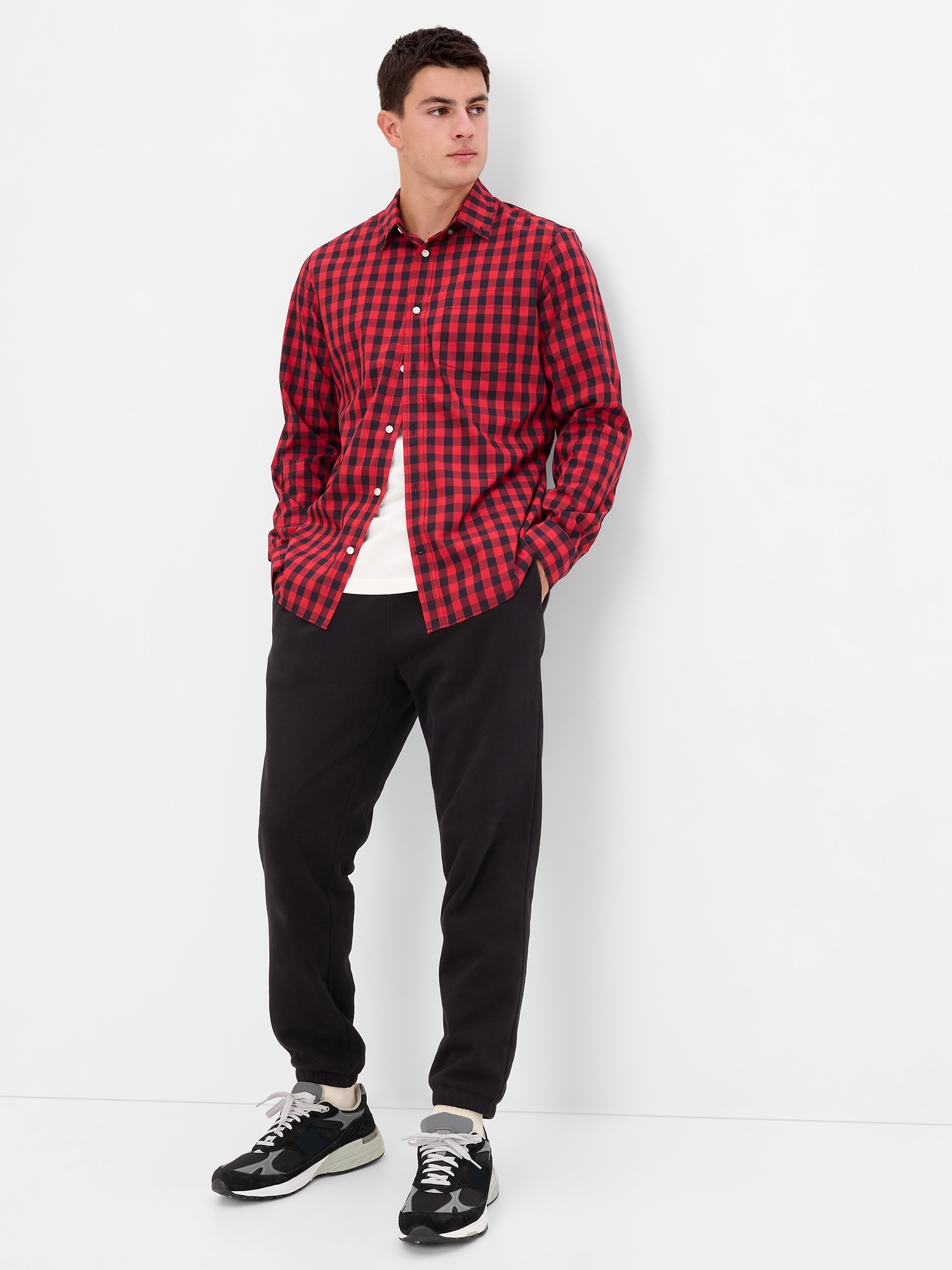 Gap All-day Poplin Shirt In Standard Fit In Red Buffalo Check