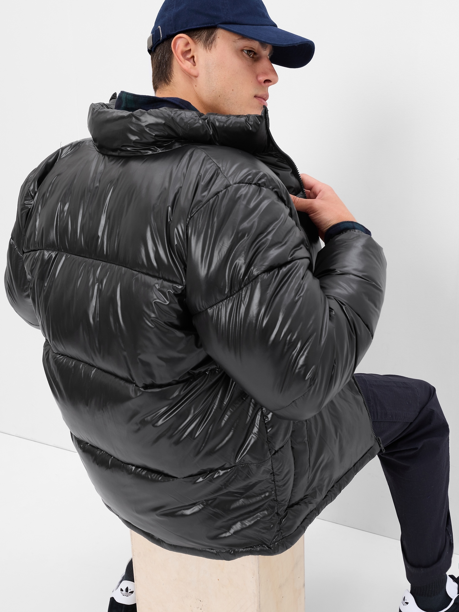 High Shine Puffer Jacket in Black