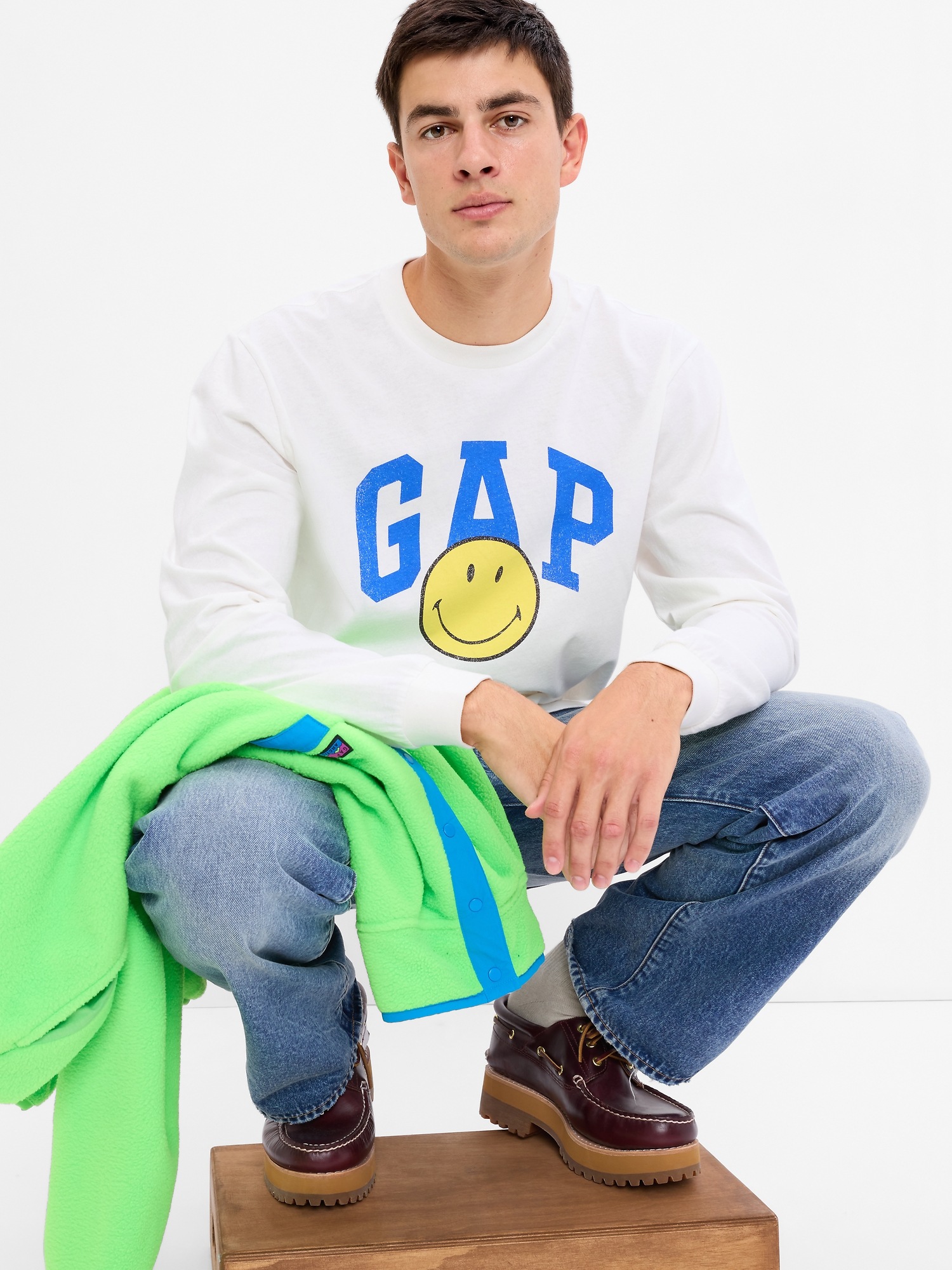gap smile sweater